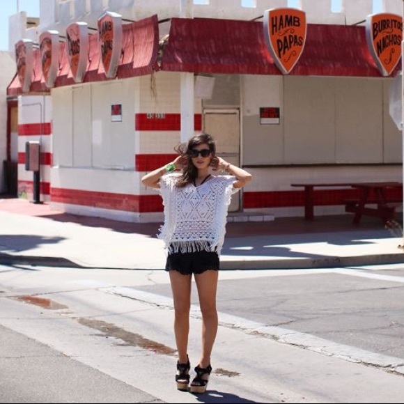 Forever 21 Crochet top - Picture 2 of 3